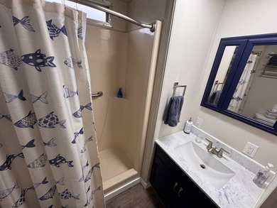 MOVE IN READY. Beautifully furnished home with all new subfloor - photo 16