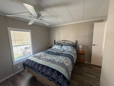 MOVE IN READY. Beautifully furnished home with all new subfloor - photo 18