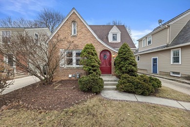 Lake Michigan - Milwaukee County Home For Sale in Whitefish Bay Wisconsin