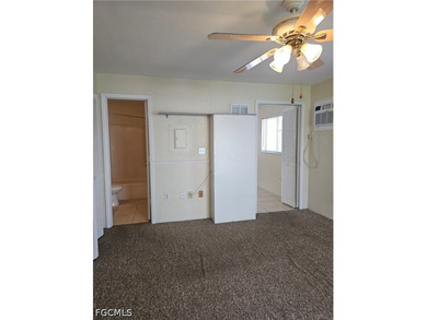 Bright & Airy End-Unit Condo in Prime Location! Inviting 2nd - photo 22