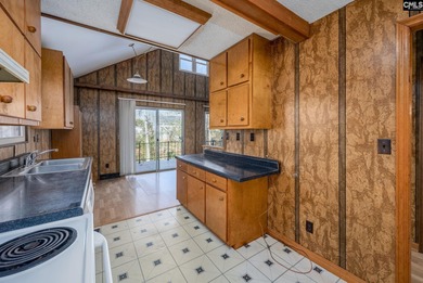 Wake up to the Lake Murray lifestyle at 604 Newberry Drive in - photo 29