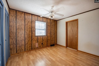 Wake up to the Lake Murray lifestyle at 604 Newberry Drive in - photo 32