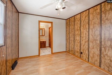 Wake up to the Lake Murray lifestyle at 604 Newberry Drive in - photo 33