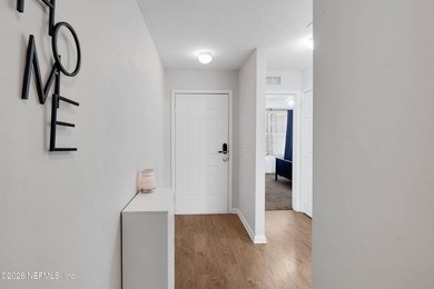 Welcome to this charming 4-bedroom, 2-bathroom home offering - photo 7