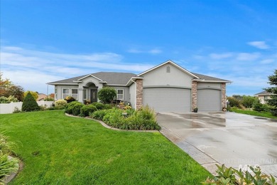 Lake Lowell Home For Sale in Nampa Idaho