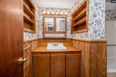 Wake up to the Lake Murray lifestyle at 604 Newberry Drive in - photo 42