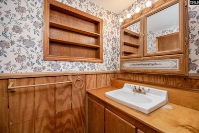 Wake up to the Lake Murray lifestyle at 604 Newberry Drive in - photo 43