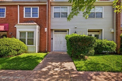 Welcome to 928 Courthouse Rd., Unit 22 in Gulfport! This - photo 2