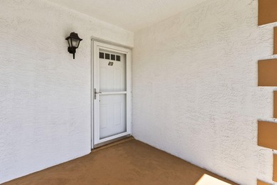 Beautiful second floor end unit located in the guard gated High - photo 2