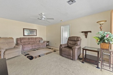 Beautiful second floor end unit located in the guard gated High - photo 8