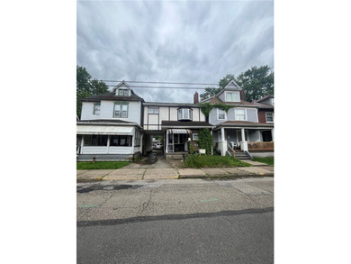 INVESTORS SPECIAL!! Welcome to 522 3rd Avenue, this 3 bedroom 2 - photo 1