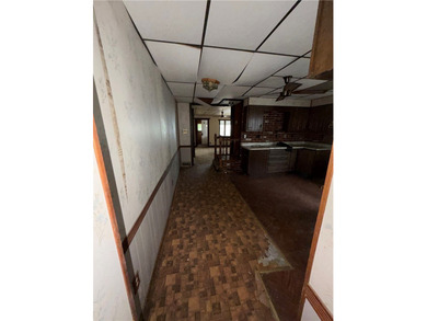 INVESTORS SPECIAL!! Welcome to 522 3rd Avenue, this 3 bedroom 2 - photo 10
