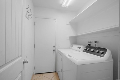 Welcome home to Mira Mesa , this single-level 3-bedroom, 2-bath - photo 19