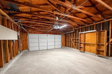 Welcome home to Mira Mesa , this single-level 3-bedroom, 2-bath - photo 25