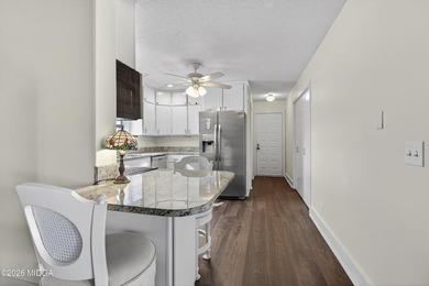 Beautiful all-brick home on the 2nd fairway! This 3-bedroom - photo 35