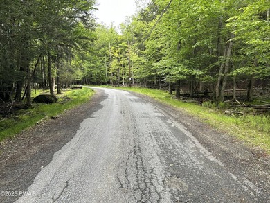 Indian Rocks Community! This building lot is on a quiet road in - photo 9