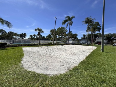 Beautifully updated 4-bedroom, 2-bath home featuring a brand-new - photo 40
