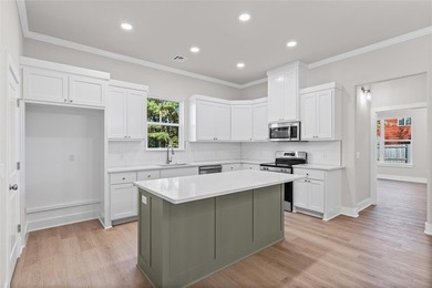 Seller offering $2,000 towards rate buydown or closing costs! - photo 7