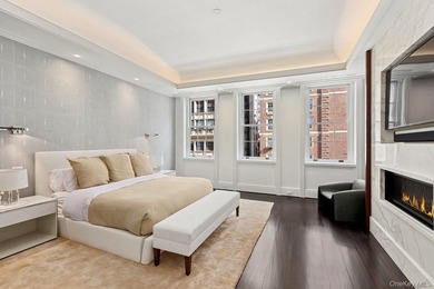 This exceptional over 20-foot-wide townhouse is discreetly - photo 20
