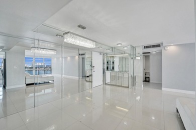 Rare opportunity to own a beautifully updated waterfront condo - photo 4