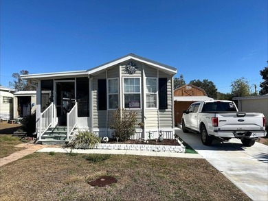 (private lake, pond, coastal) Home For Sale in Dade City Florida