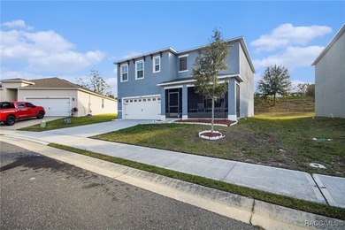 EXCEPTIONAL ATTENTION TO DETAIL HOME! Welcome to this - photo 3
