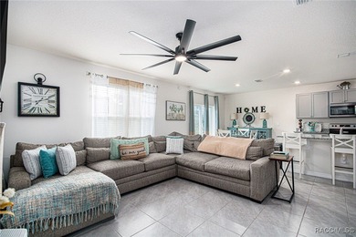 EXCEPTIONAL ATTENTION TO DETAIL HOME! Welcome to this - photo 5