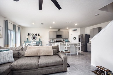 EXCEPTIONAL ATTENTION TO DETAIL HOME! Welcome to this - photo 7