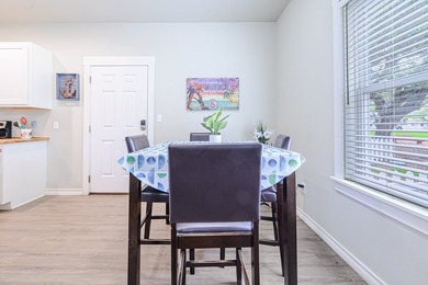 Turnkey Income-Producing Coastal Cottage | STR Allowed | Fully - photo 11