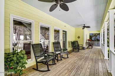 Welcome to 535 Broad River, a breathtaking marshfront retreat - photo 12