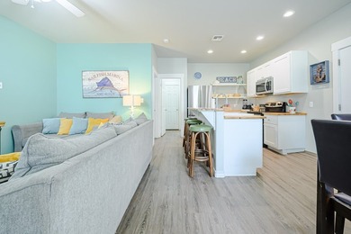 Turnkey Income-Producing Coastal Cottage | STR Allowed | Fully - photo 17