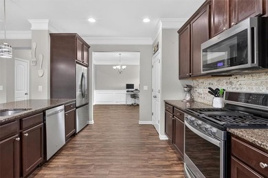 Welcome home to this beautifully maintained true ranch-style - photo 20