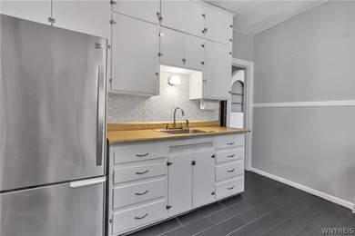 Located in the heart of Buffalo's historic Allentown - photo 25