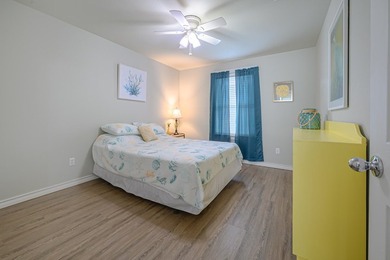 Turnkey Income-Producing Coastal Cottage | STR Allowed | Fully - photo 29