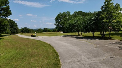 31.6 Acres of income producing property consisting of 5 single - photo 3