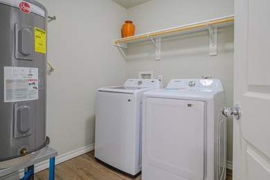 Turnkey Income-Producing Coastal Cottage | STR Allowed | Fully - photo 34