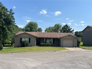 31.6 Acres of income producing property consisting of 5 single - photo 6