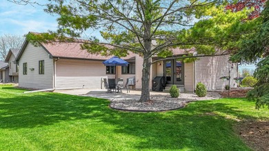 Beautifully maintained ranch home built in 1991 offering comfort - photo 37