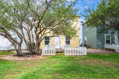 Turnkey Income-Producing Coastal Cottage | STR Allowed | Fully - photo 40