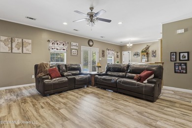 Enjoy the perfect blend of privacy and convenience with this - photo 11