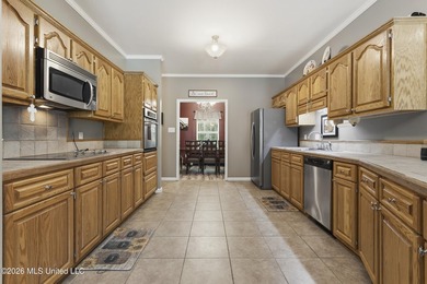 Enjoy the perfect blend of privacy and convenience with this - photo 13