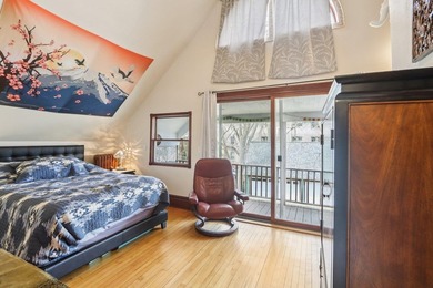 Exceptional east side residence just moments from the lake - photo 17