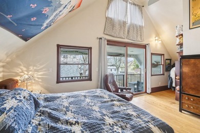 Exceptional east side residence just moments from the lake - photo 18