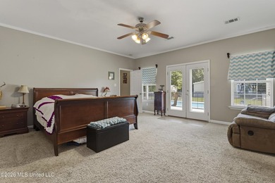 Enjoy the perfect blend of privacy and convenience with this - photo 22