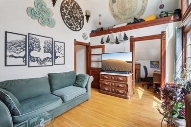 Exceptional east side residence just moments from the lake - photo 23