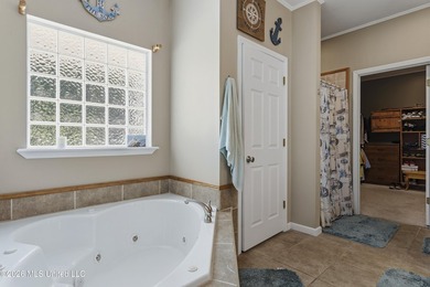 Enjoy the perfect blend of privacy and convenience with this - photo 25