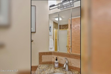 Luxury ski-in/ski-out Highland Village condo with a warm rustic - photo 29