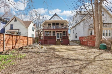 Exceptional east side residence just moments from the lake - photo 32