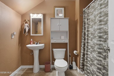 Enjoy the perfect blend of privacy and convenience with this - photo 39