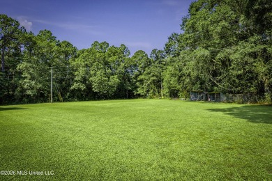 Enjoy the perfect blend of privacy and convenience with this - photo 48